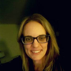 Meet your Posher, Alicia